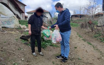 Хуманитарни пакети за социјално ранливи семејства