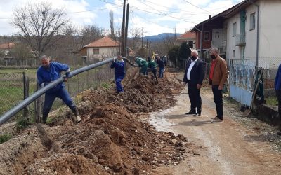 Реконструкција на главната водоводна линија во Тработивиште