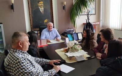 Доделени награди за најдобрите ученици Роми во Делчево