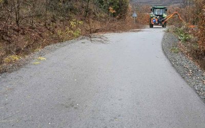 За прв пат се чисти локалниот пат за с. Тработивиште