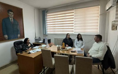 Доделени две парични награди за постигнати високи резултати на државни натпревари