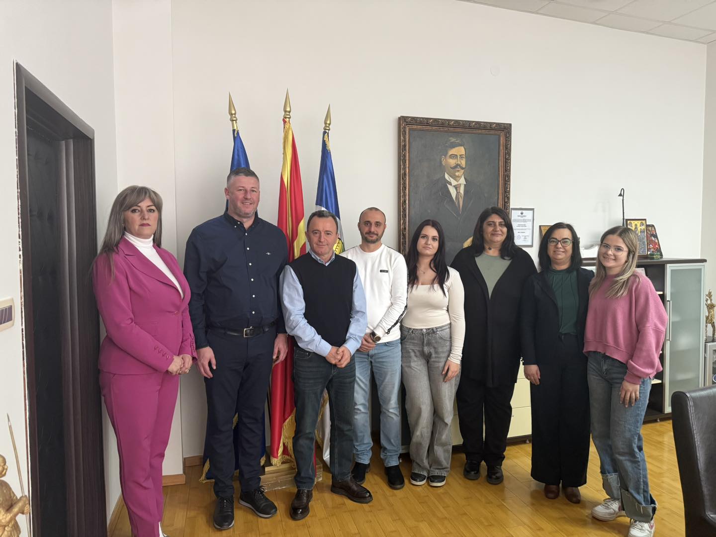 Ученици и наставници од Тирана на средба со градоначалникот