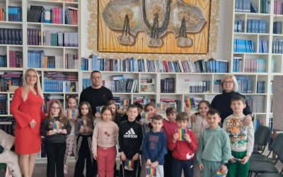 Волшебен свет од бајки за Светкиот ден на литературата за деца во делчевската библиотека