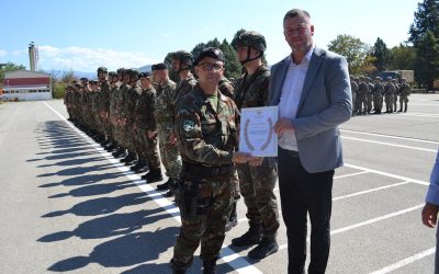 Благодарница за Општина Делчево по повод Денот на 2. Пешадиски баталјон